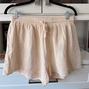 Women's Cream Linen Shorts